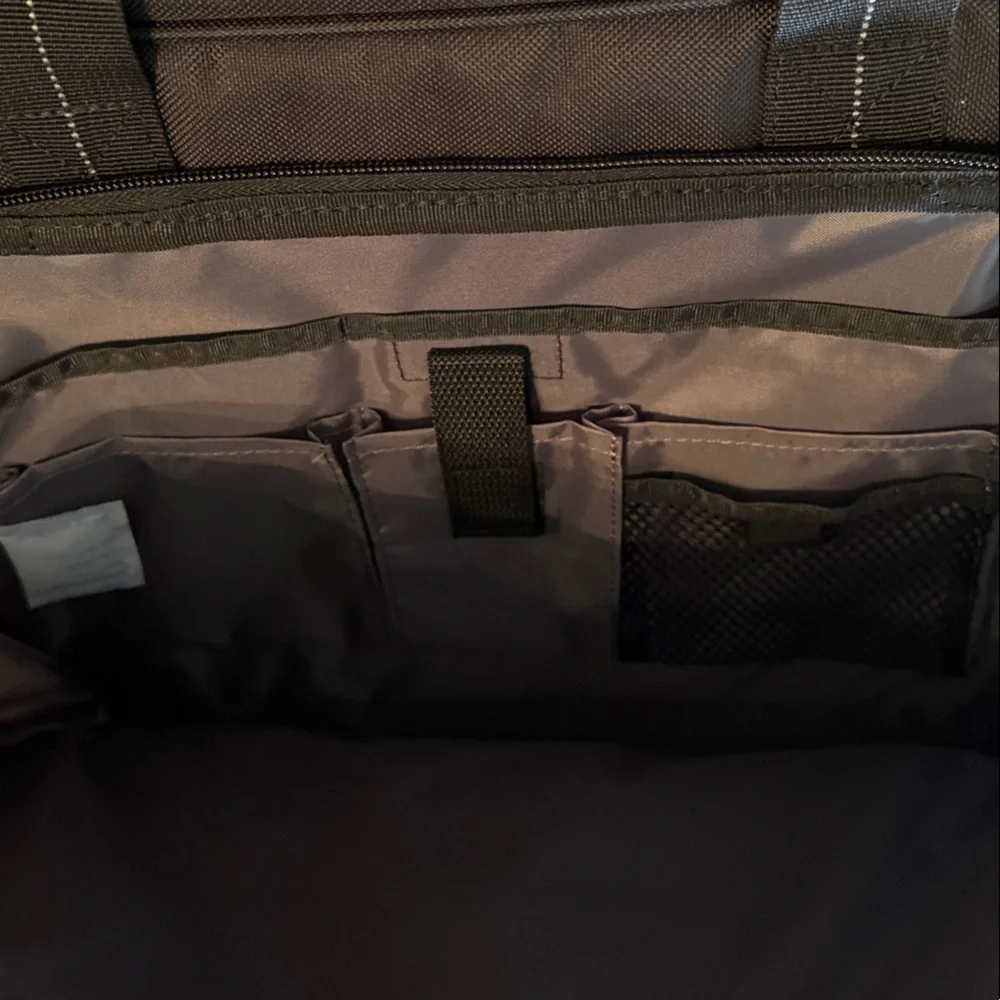 Targus - 15-16” Classic Slim Briefcase - Laptop Bag - New With Tags